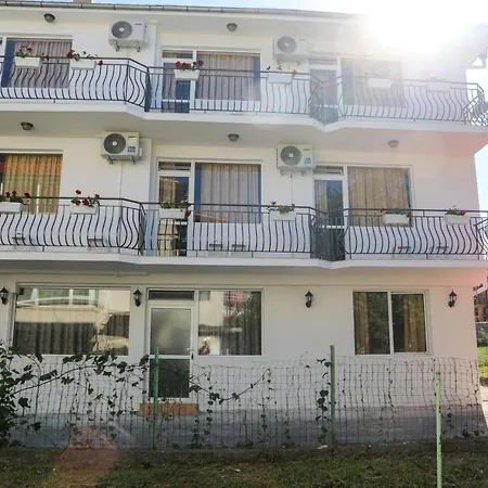 Къща За Гости Равда 게스트하우스 라브다